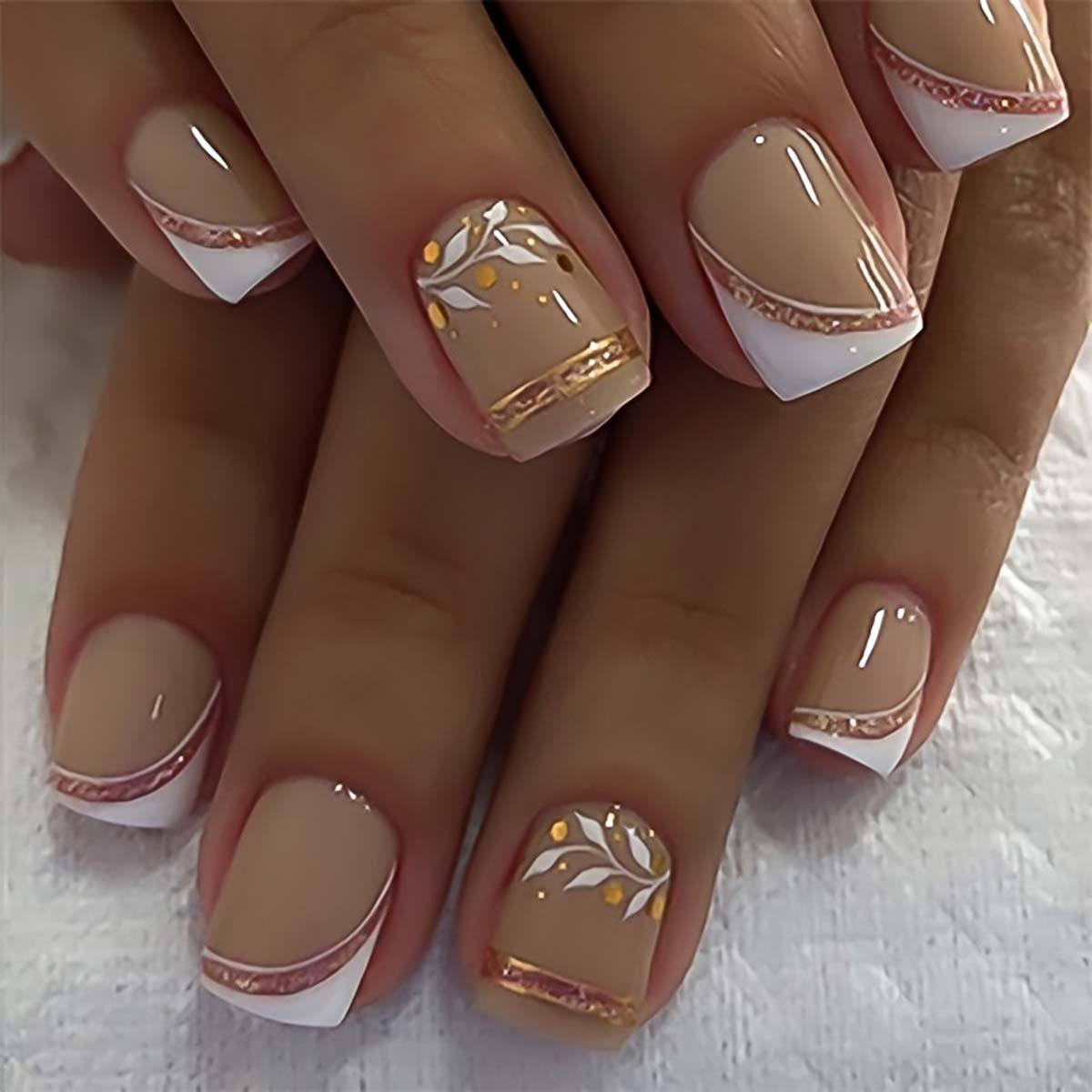 Kurze, quadratische Press-On-N – Nail Art Aesthetic Bewertung und Preis