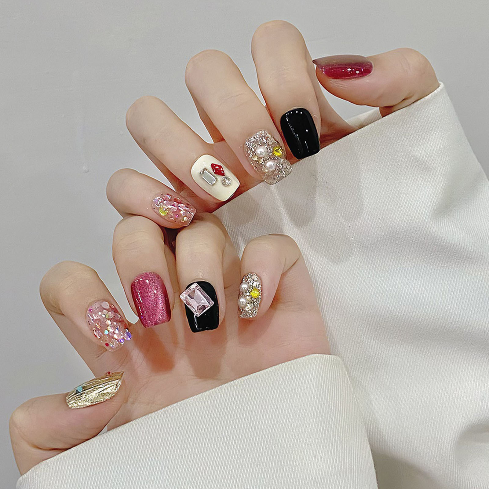Handgemachte Presse auf Nägeln – Nail Art Aesthetic Bewertung und Preis
