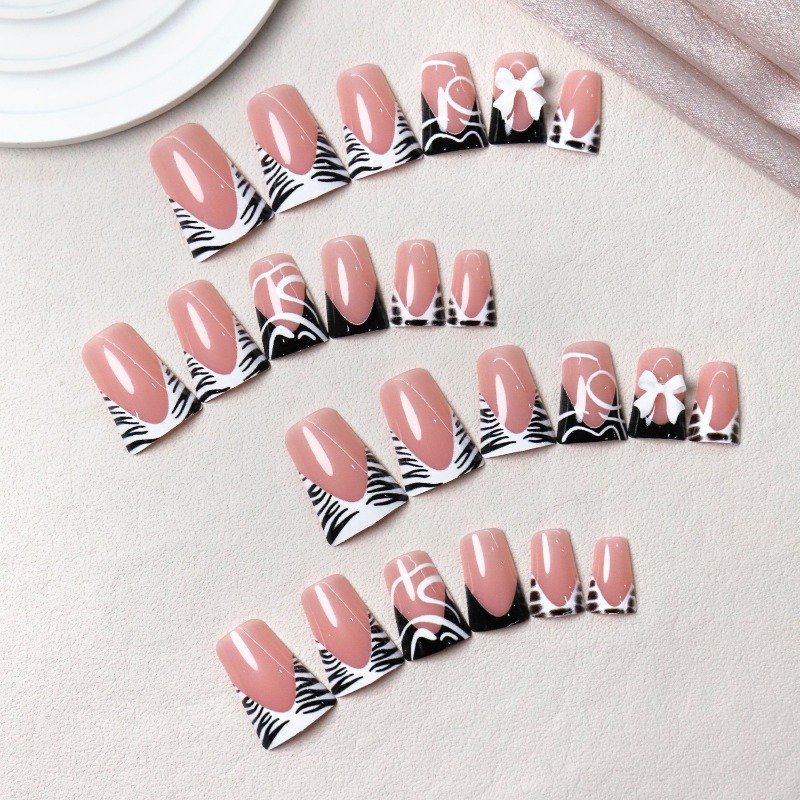 24 Stück Einfache Schwarze Ent – Nail Art Zebra Bewertung und Preis