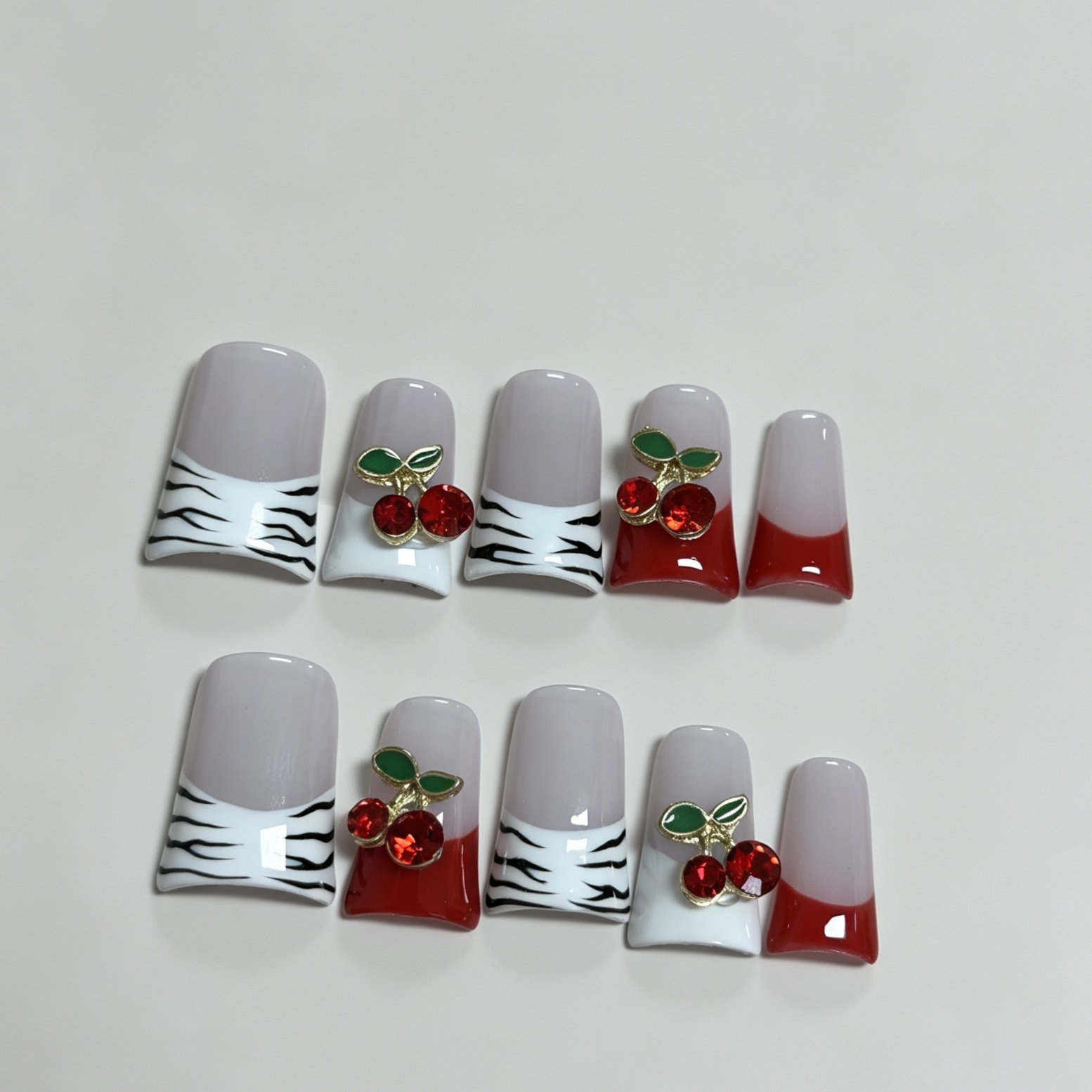 Mittellange quadratische 10er- – Nail Art Zebra Bewertung und Preis